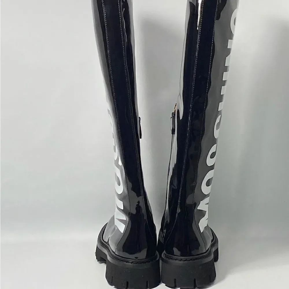 Moschino never worn